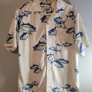 Columbia Men's Blue and White Fish Print Shirt. Perfect for Margarittaville!